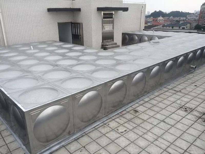 不鏽鋼(gang)防水箱